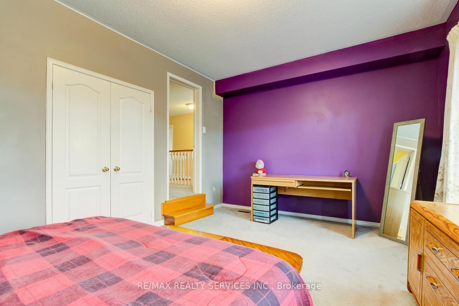 Photo 36 of 671 Peter Robertson Boulevard, Brampton, Sandringham-Wellington — HOMEH