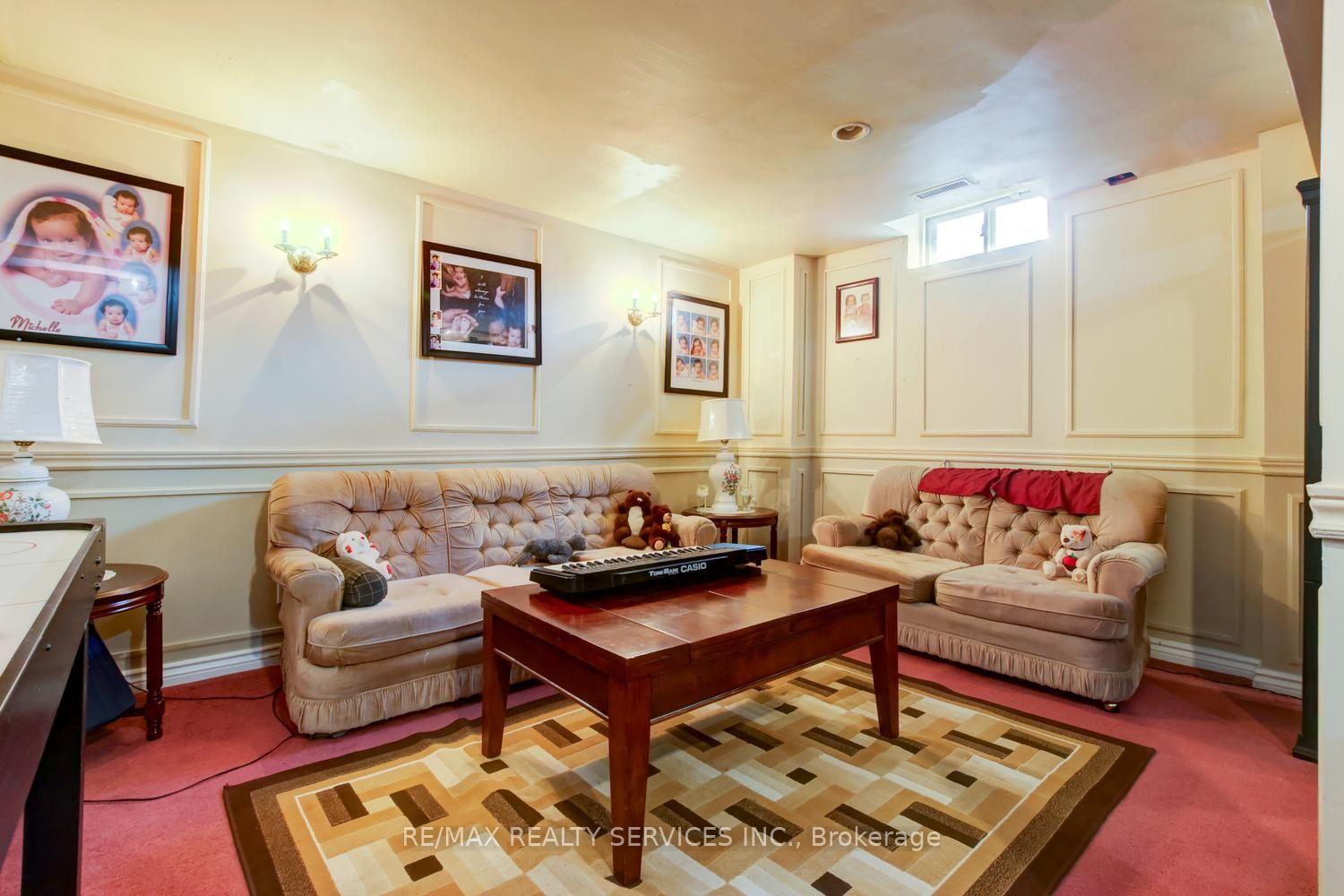 Photo 44 of 671 Peter Robertson Boulevard, Brampton, Sandringham-Wellington — HOMEH