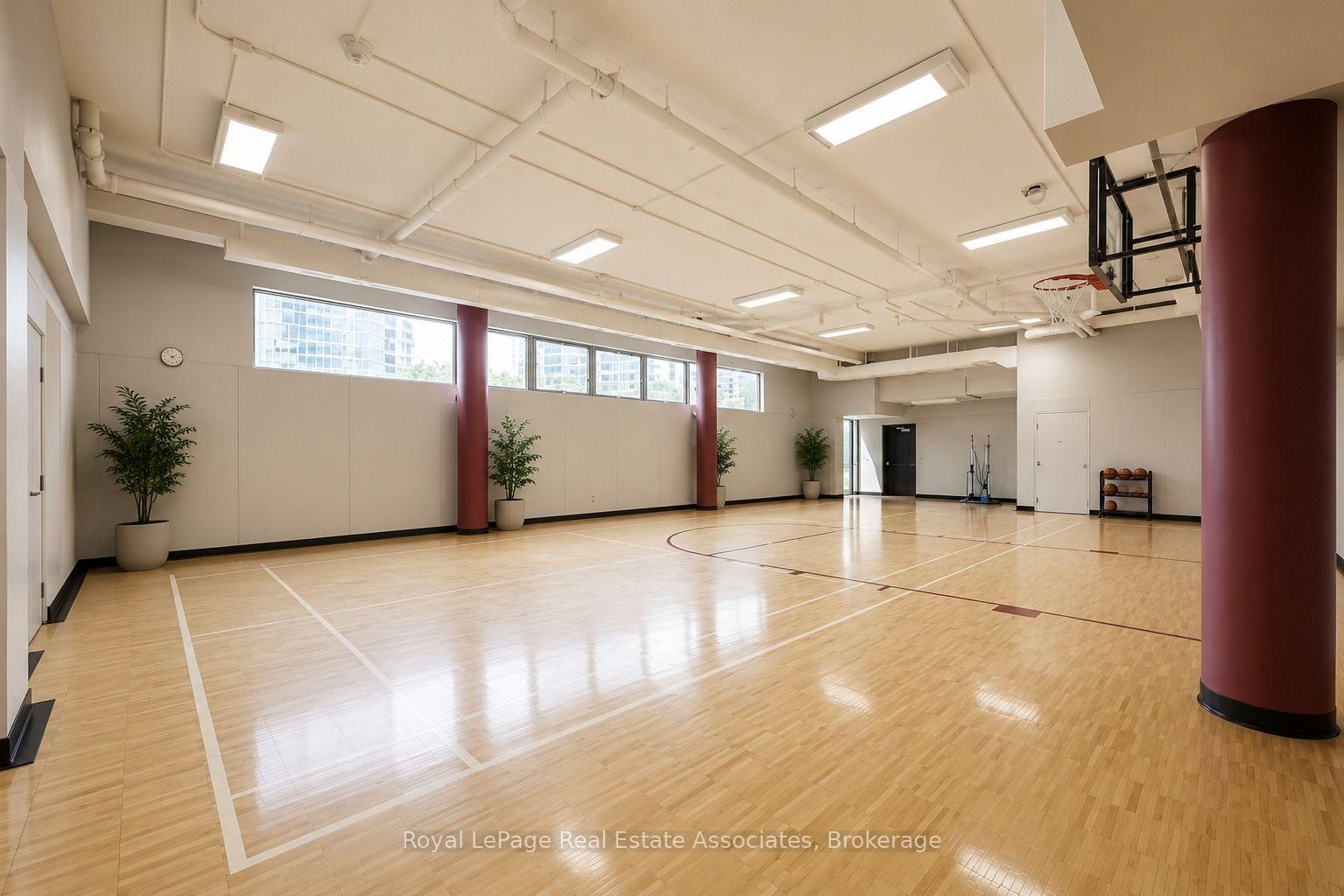 Photo 9 of Unit 1910, 19 Grand Trunk Crescent, Toronto, Waterfront Communities — HOMEH
