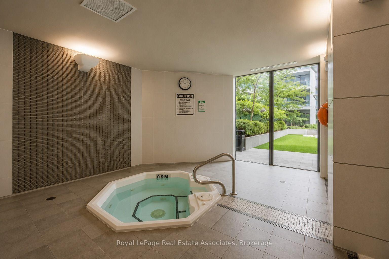 Photo 11 of Unit 1910, 19 Grand Trunk Crescent, Toronto, Waterfront Communities — HOMEH