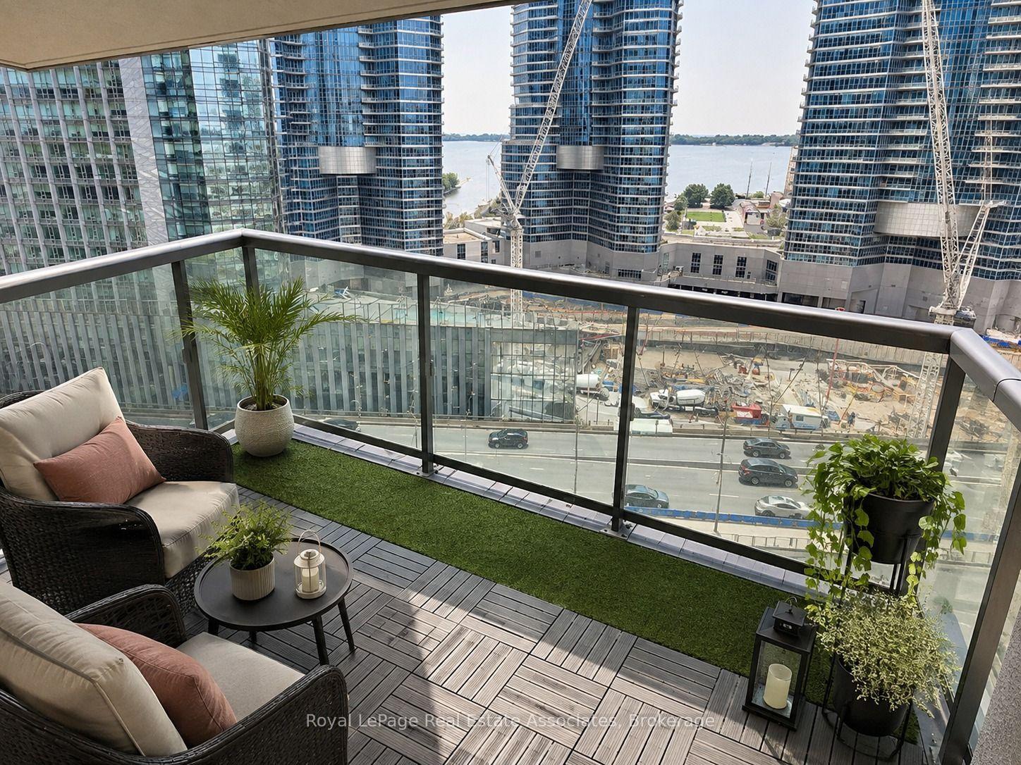 Photo 26 of Unit 1910, 19 Grand Trunk Crescent, Toronto, Waterfront Communities — HOMEH