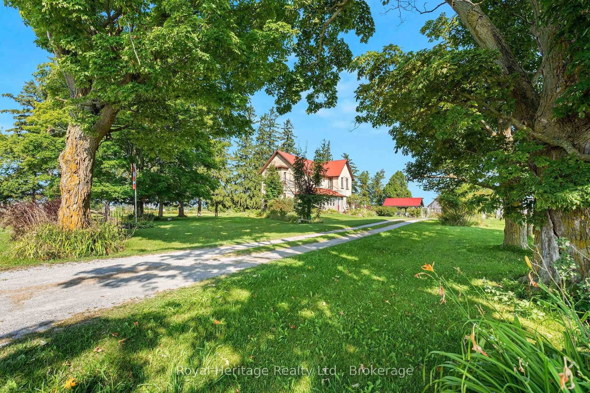 Photo 4 of 285 Cresswell Road, Kawartha Lakes, Mariposa — HOMEH