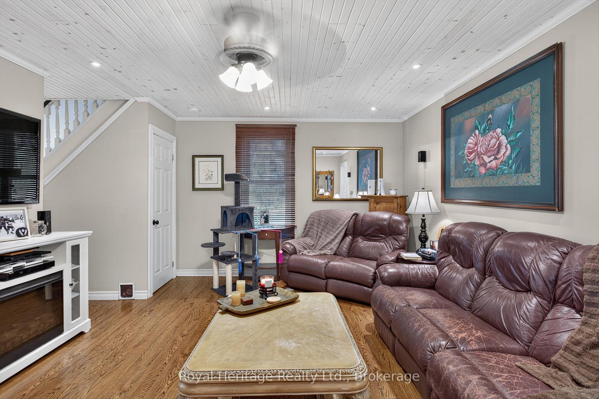 Photo 16 of 285 Cresswell Road, Kawartha Lakes, Mariposa — HOMEH