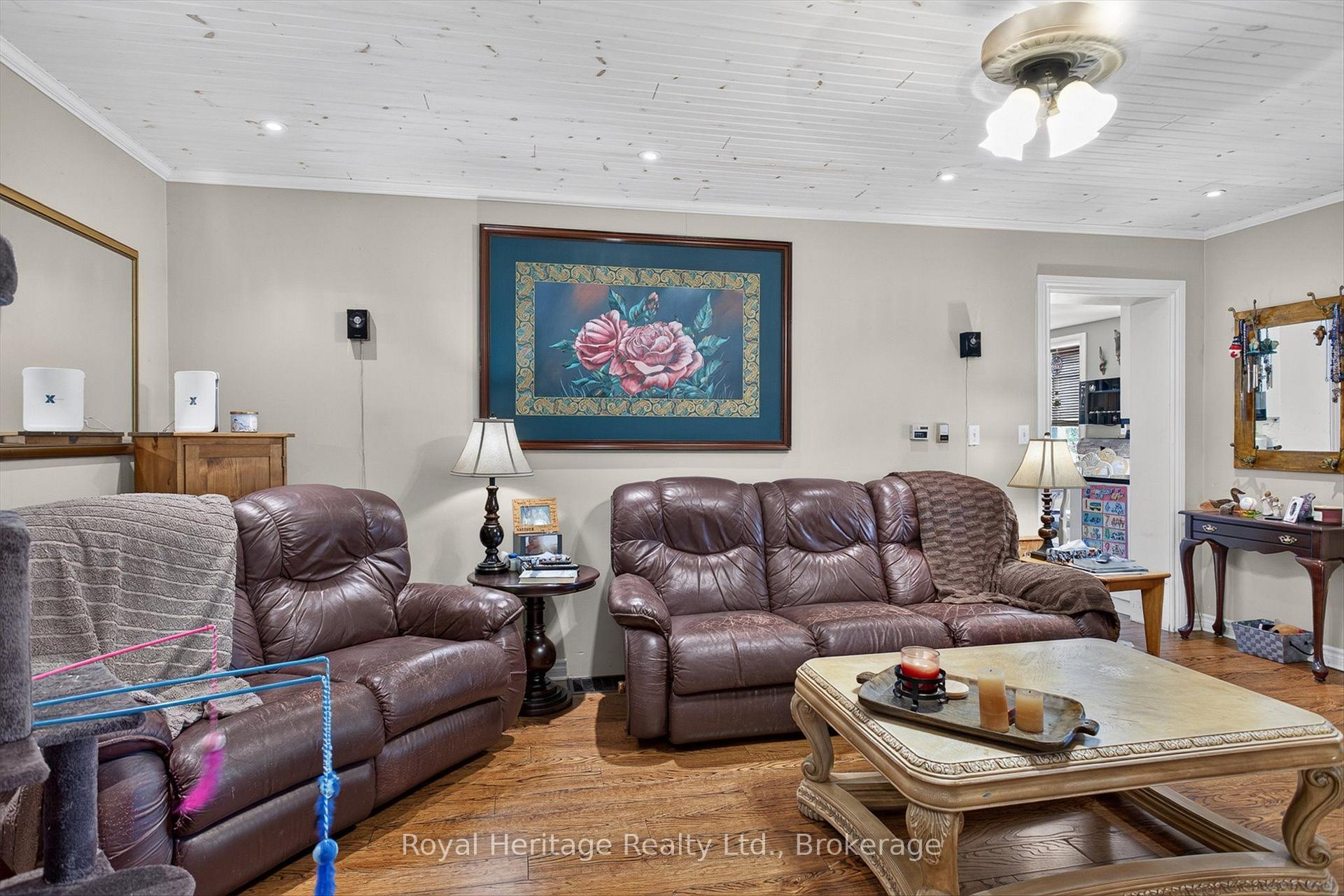 Photo 17 of 285 Cresswell Road, Kawartha Lakes, Mariposa — HOMEH