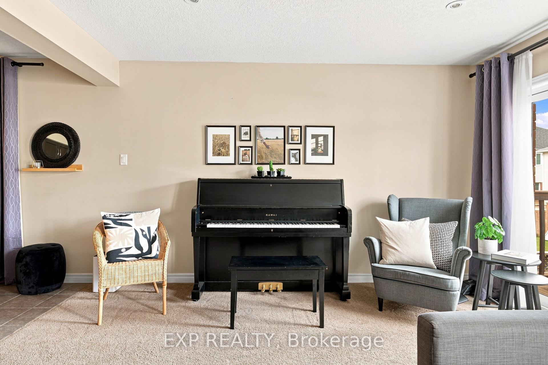 Photo 15 of 187 Eden Oak Trail, Kitchener, Idlewood/Lackner Woods — HOMEH