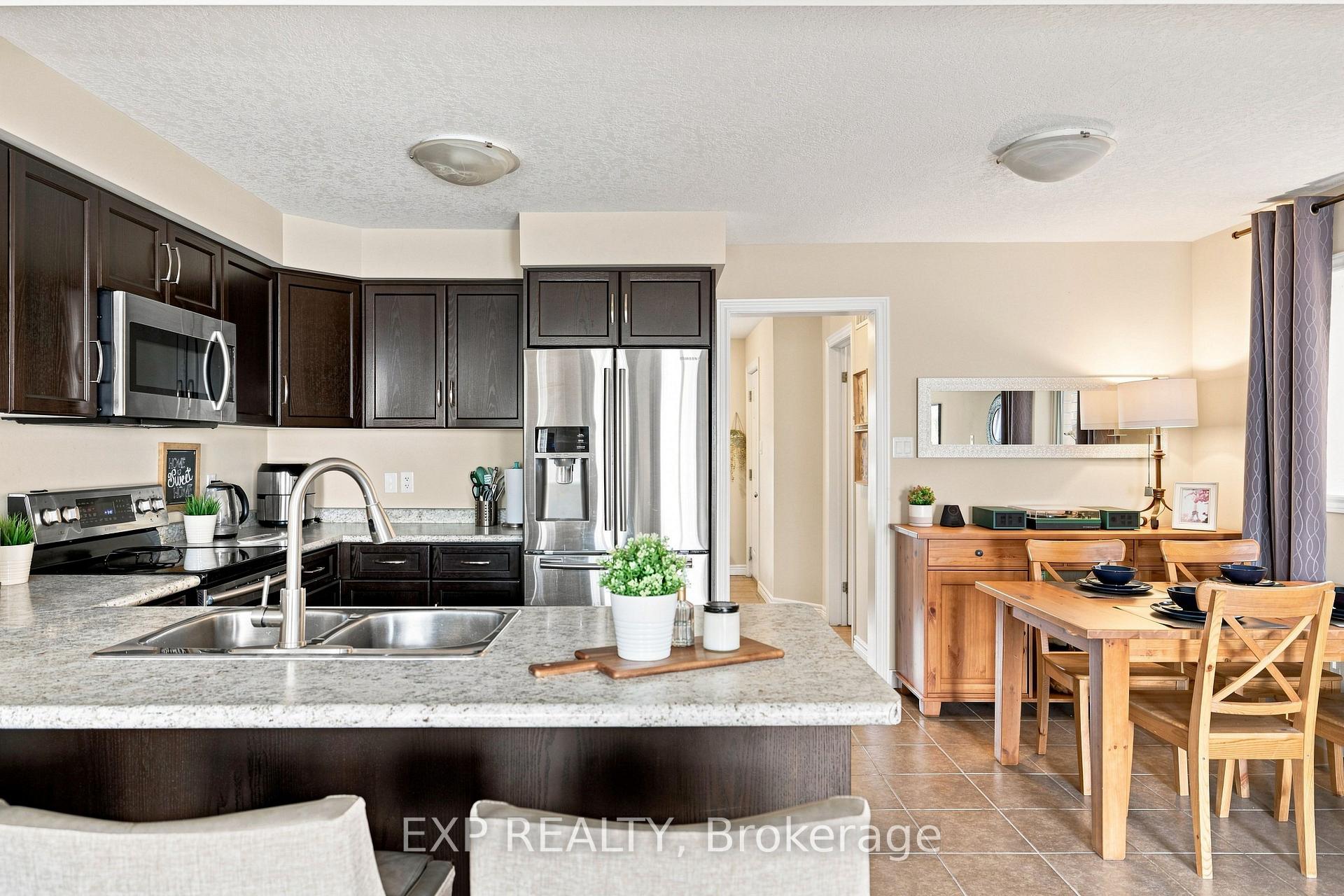 Photo 16 of 187 Eden Oak Trail, Kitchener, Idlewood/Lackner Woods — HOMEH