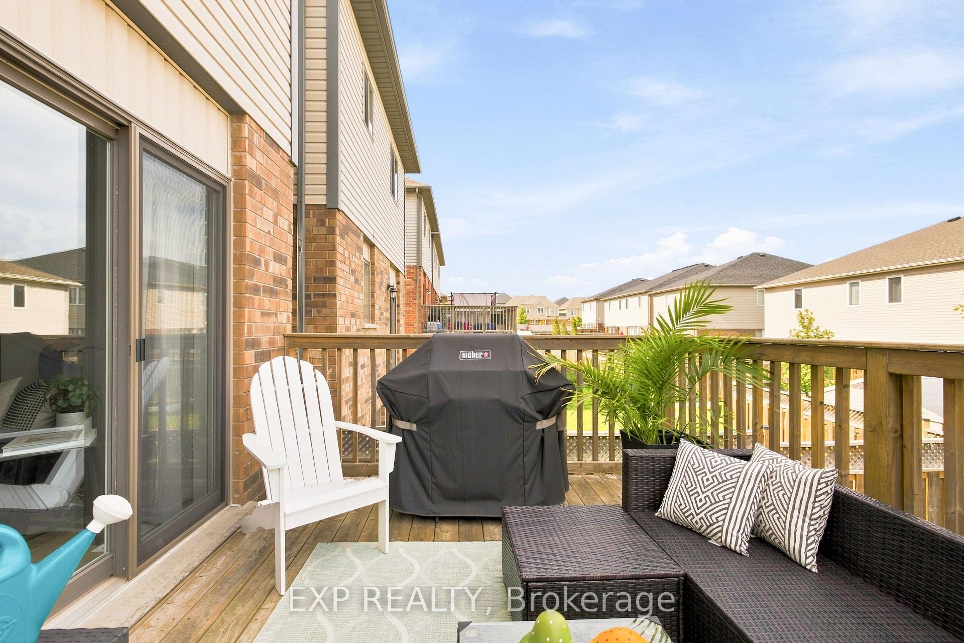 Photo 35 of 187 Eden Oak Trail, Kitchener, Idlewood/Lackner Woods — HOMEH