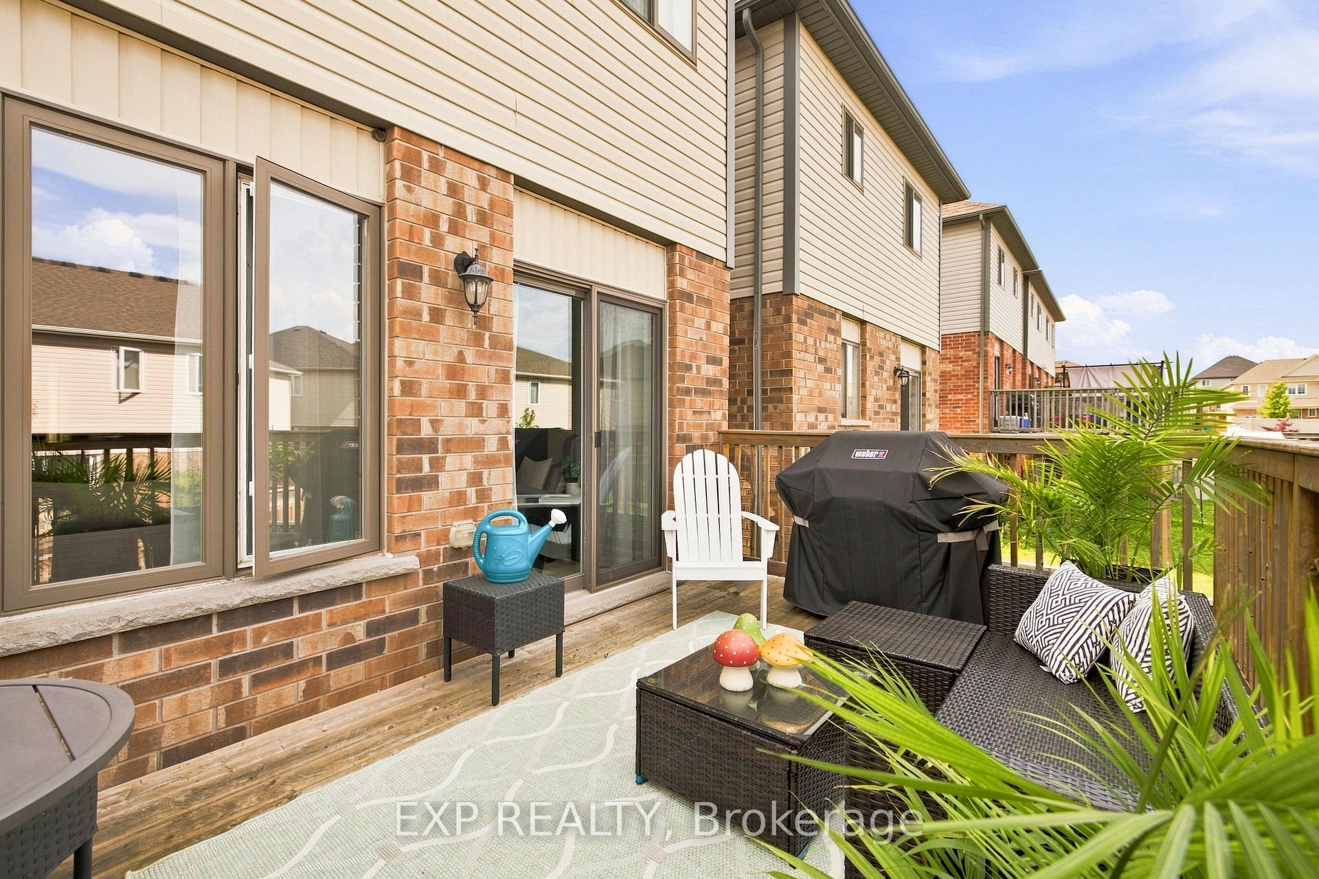 Photo 36 of 187 Eden Oak Trail, Kitchener, Idlewood/Lackner Woods — HOMEH