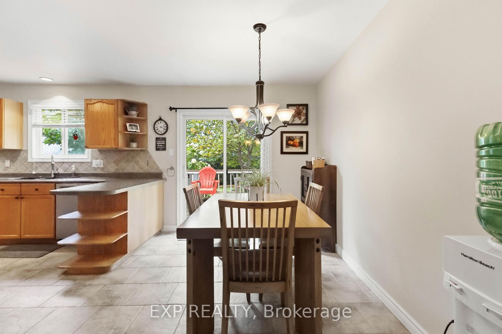 Photo 13 of 144 Stephen Moore Drive, Middlesex Centre, Kilworth — HOMEH