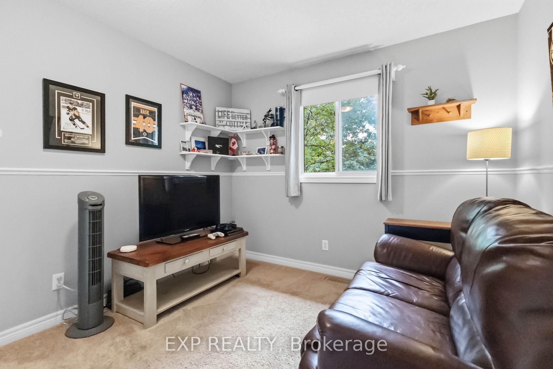 Photo 19 of 144 Stephen Moore Drive, Middlesex Centre, Kilworth — HOMEH