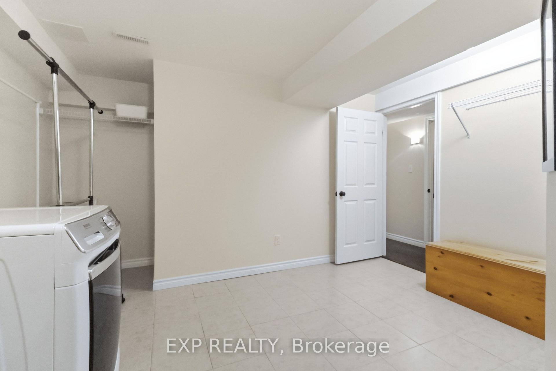 Photo 24 of 144 Stephen Moore Drive, Middlesex Centre, Kilworth — HOMEH