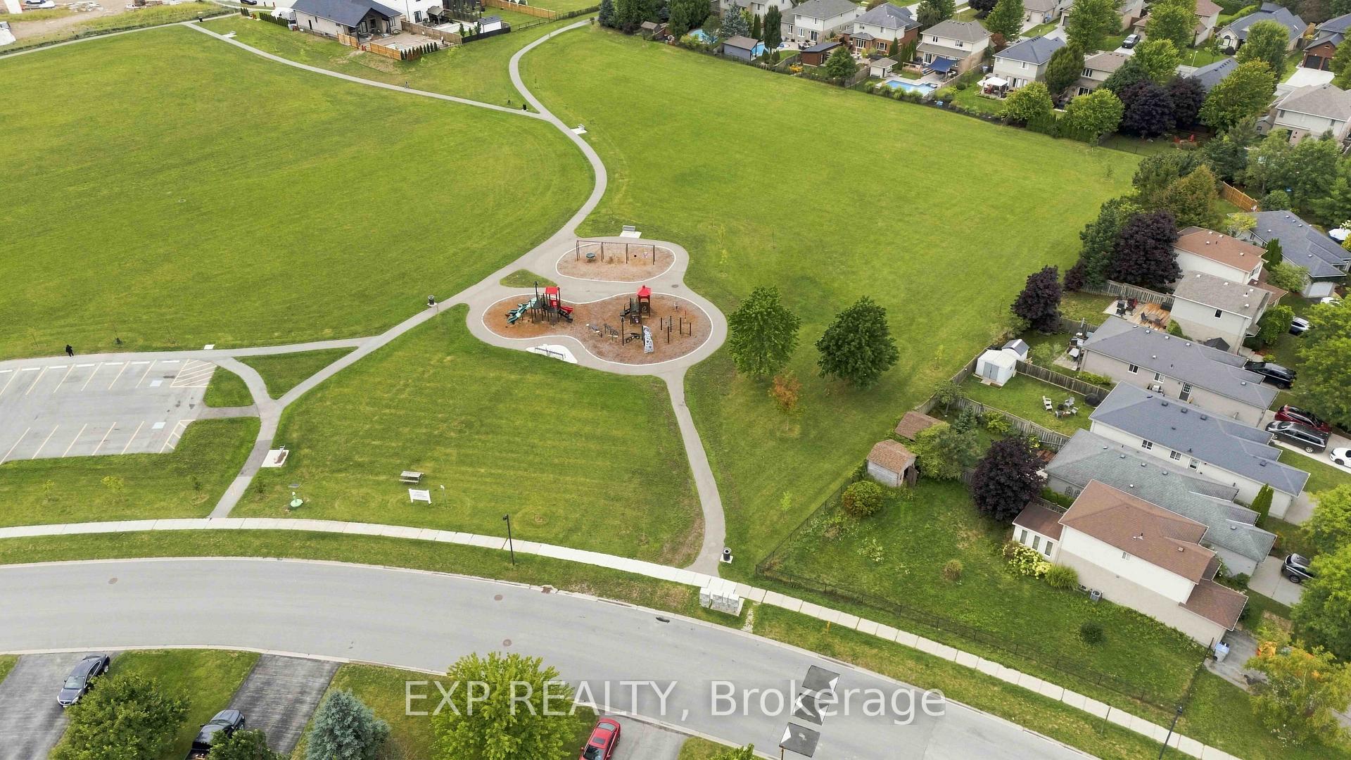 Photo 36 of 144 Stephen Moore Drive, Middlesex Centre, Kilworth — HOMEH