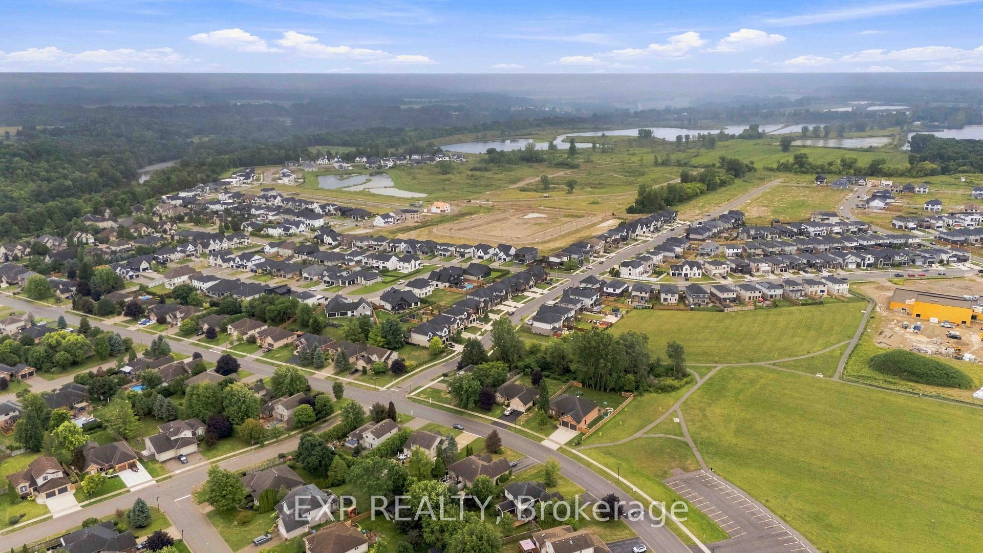 Photo 38 of 144 Stephen Moore Drive, Middlesex Centre, Kilworth — HOMEH