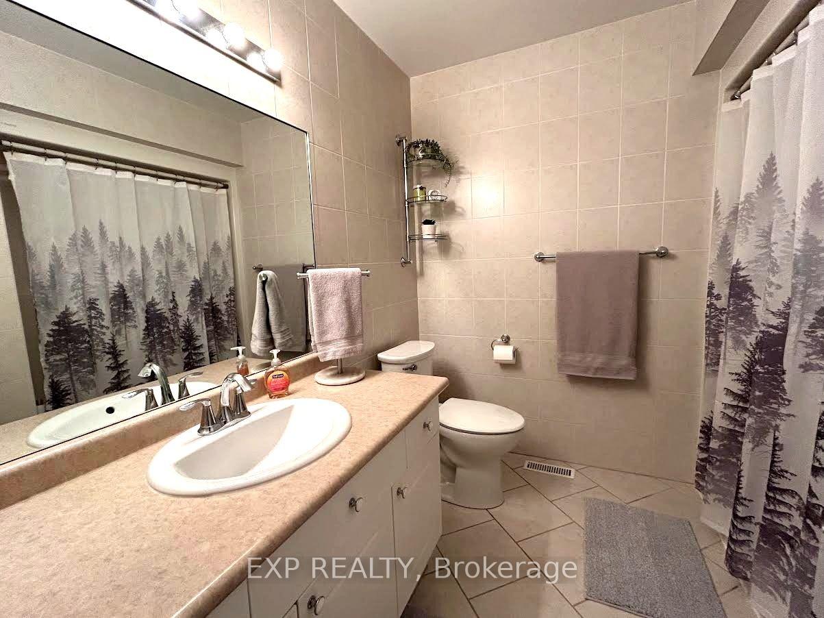 Photo 18 of 144 Stephen Moore Drive, Middlesex Centre, Kilworth — HOMEH