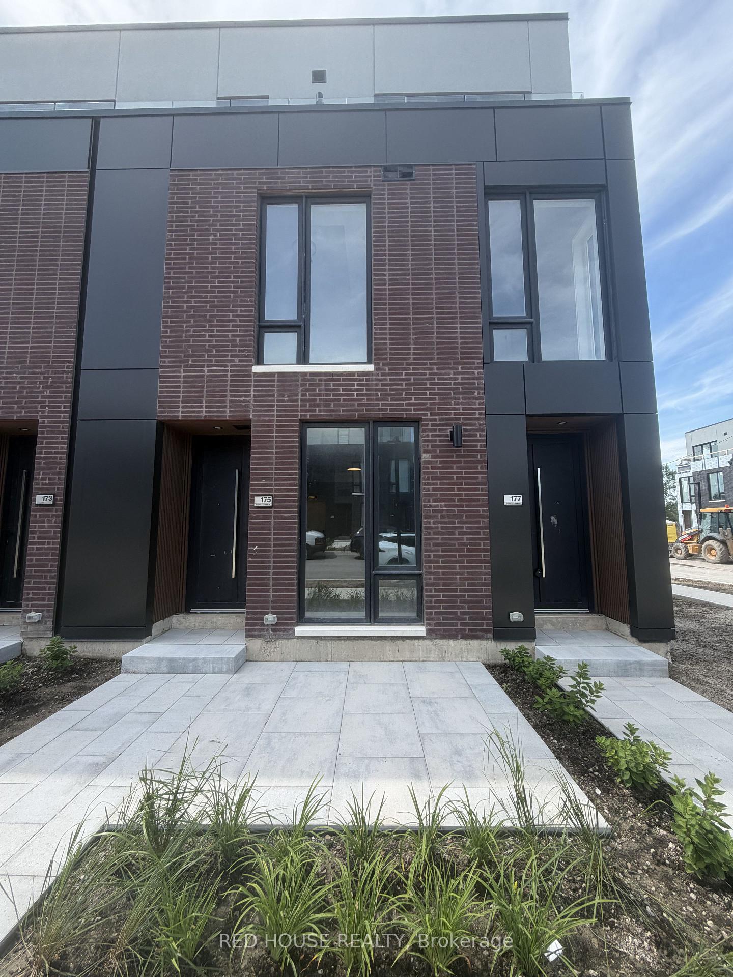 Photo 1 of 175 Everett Common, St. Catharines, Oakdale — HOMEH
