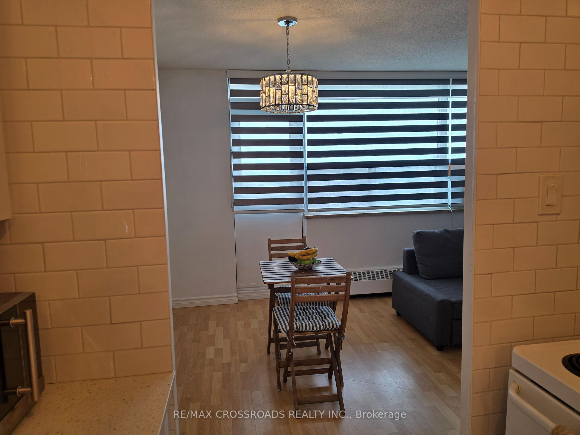 Photo 21 of Unit 1004, 5 Frith Road, North York, Glenfield-Jane Heights — HOMEH