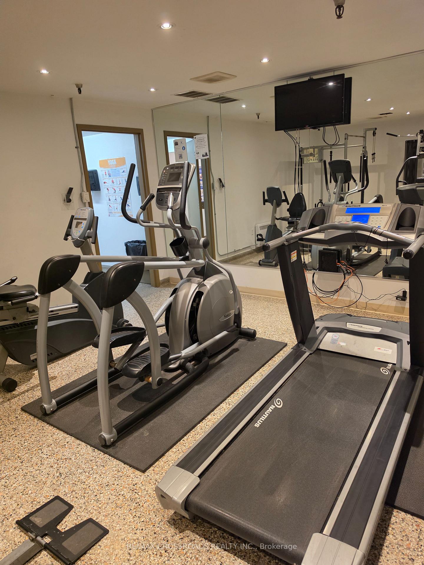 Photo 22 of Unit 1004, 5 Frith Road, North York, Glenfield-Jane Heights — HOMEH