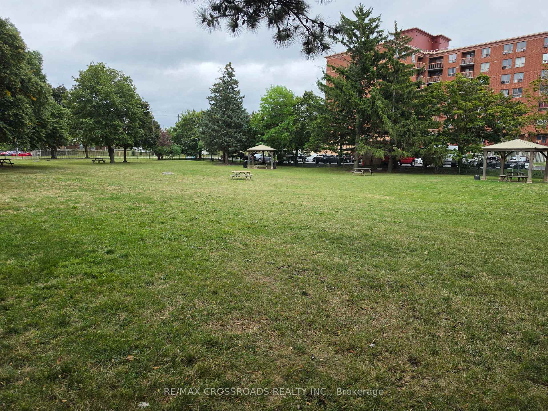 Photo 27 of Unit 1004, 5 Frith Road, North York, Glenfield-Jane Heights — HOMEH