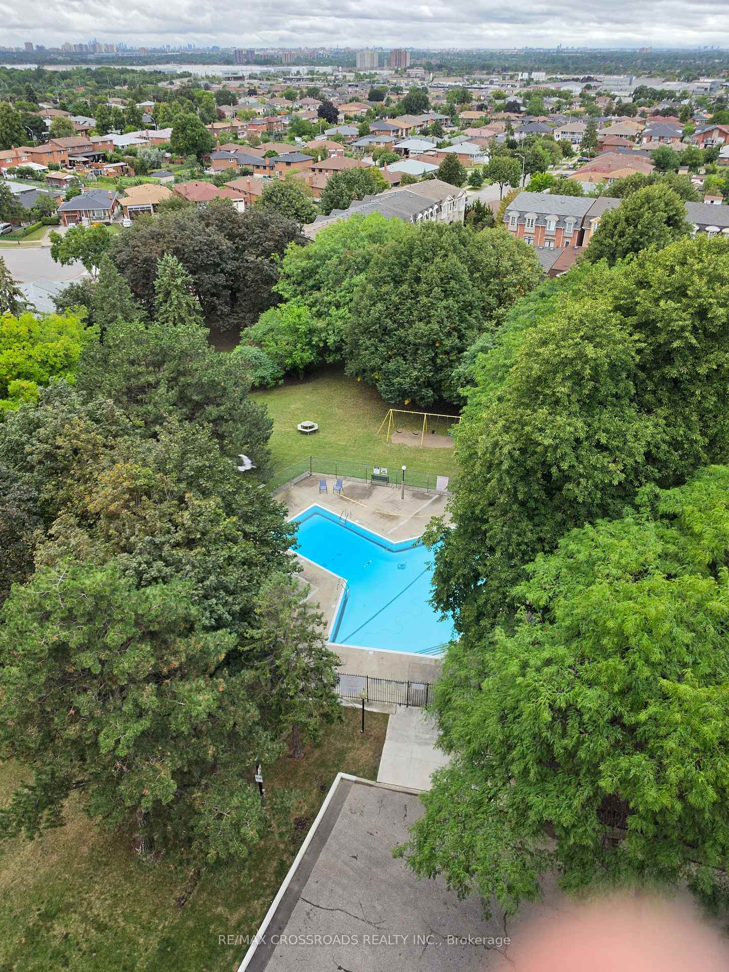 Photo 28 of Unit 1004, 5 Frith Road, North York, Glenfield-Jane Heights — HOMEH