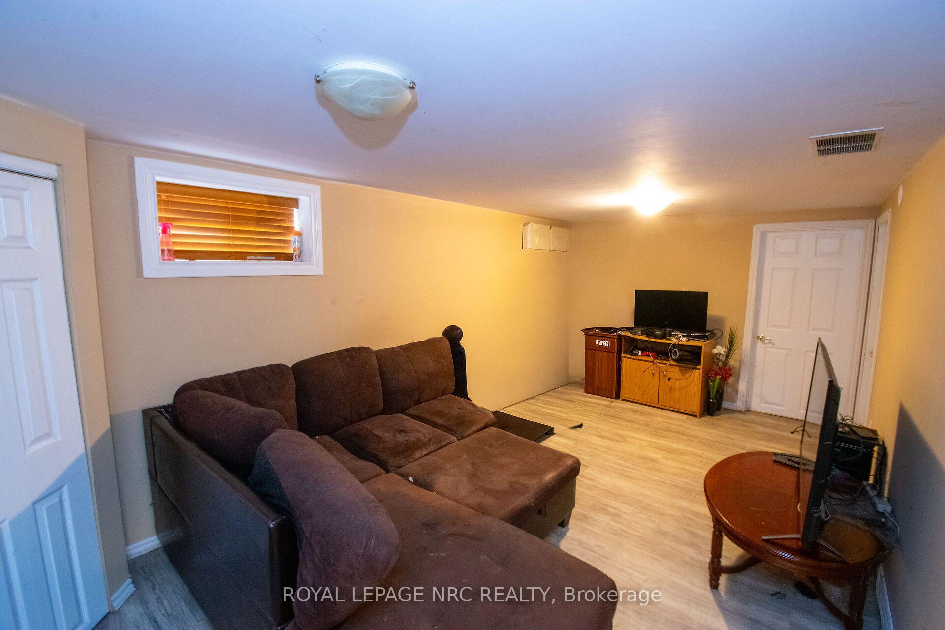 Photo 24 of 13 Mildred Avenue, St. Catharines, Haig — HOMEH