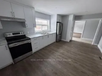 Photo 1 of Unit 1, 7055 Kirby Road, Vaughan, Kleinburg — HOMEH