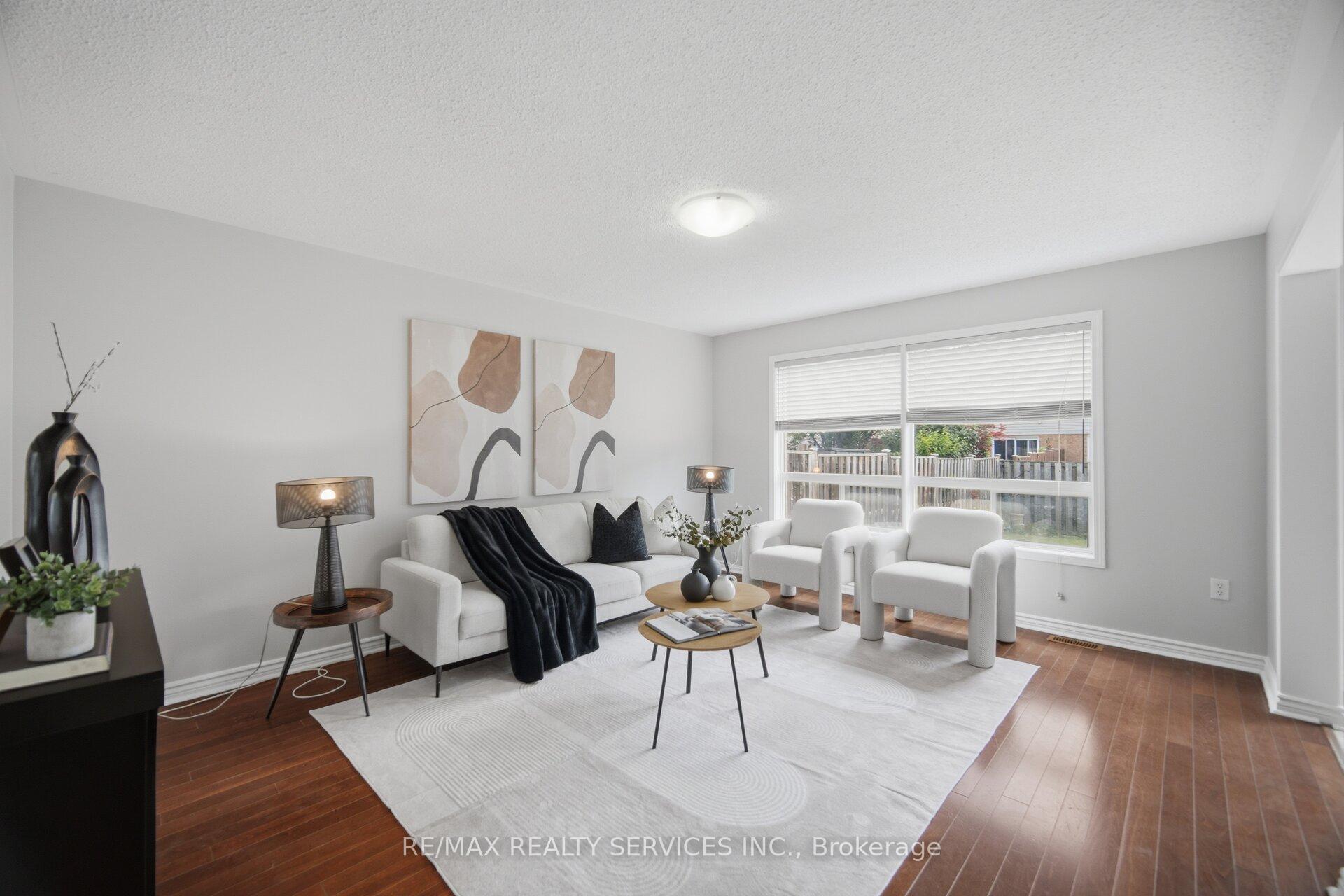 Photo 3 of 9 Ollie Avenue, Brampton, Credit Valley — HOMEH