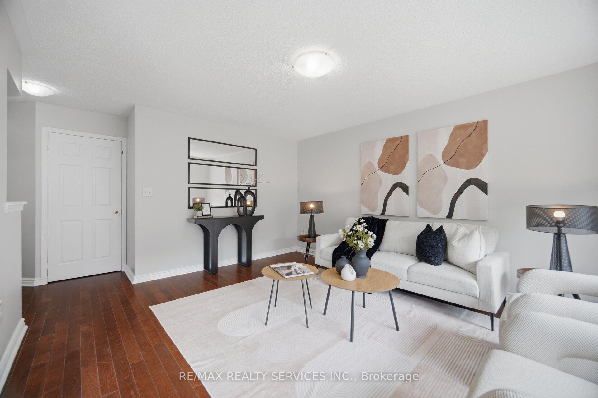 Photo 4 of 9 Ollie Avenue, Brampton, Credit Valley — HOMEH