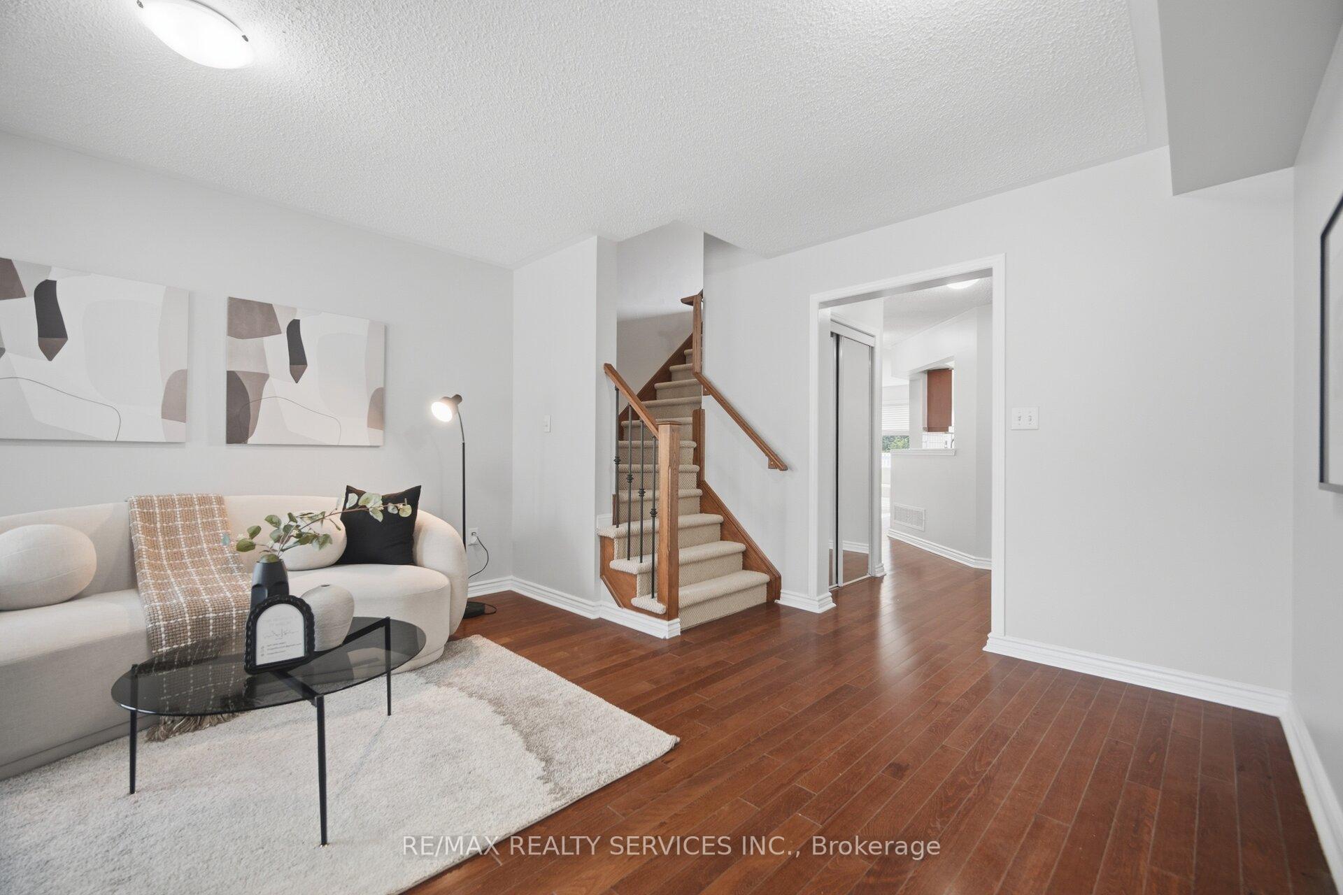 Photo 8 of 9 Ollie Avenue, Brampton, Credit Valley — HOMEH