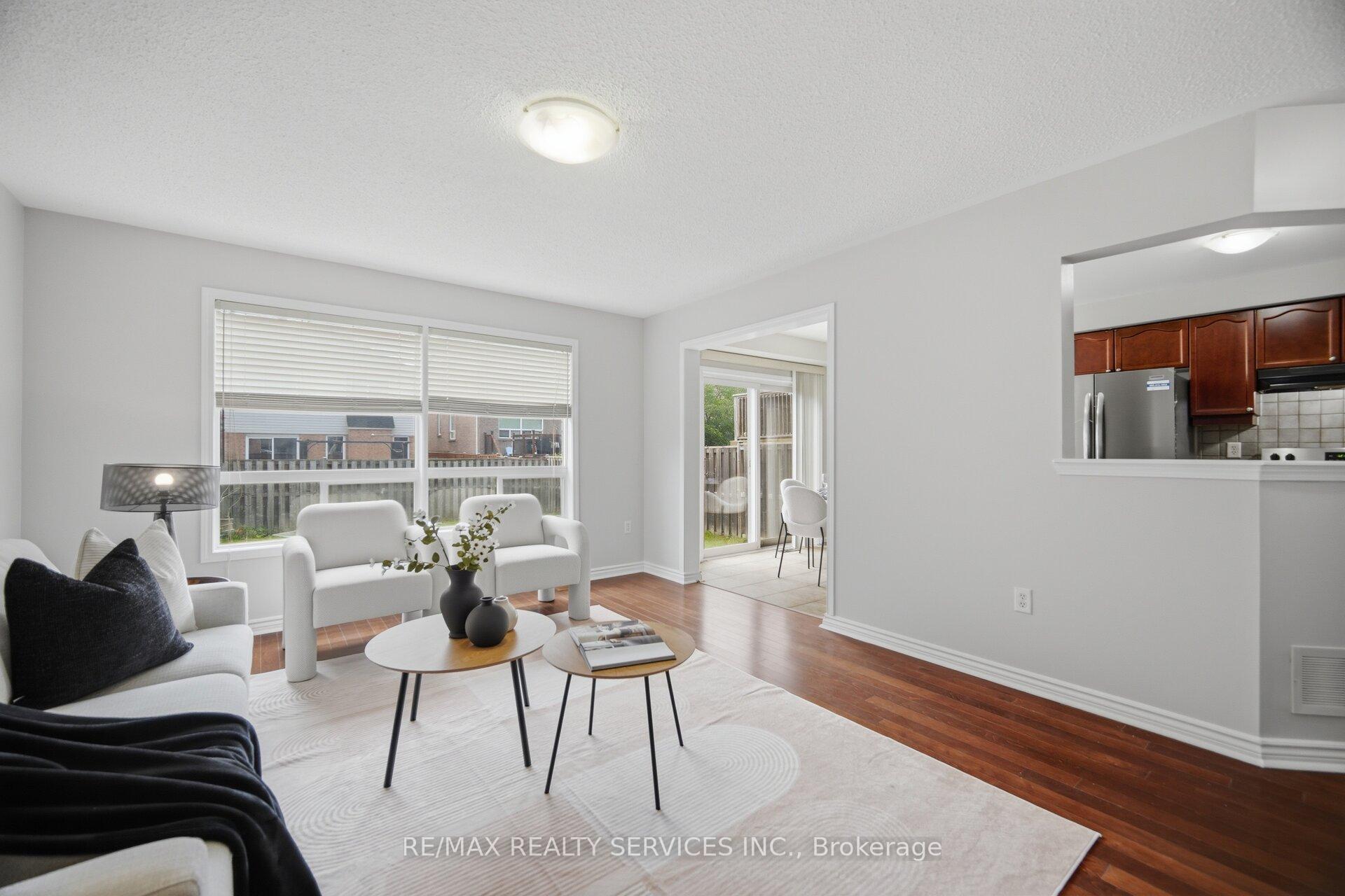 Photo 11 of 9 Ollie Avenue, Brampton, Credit Valley — HOMEH