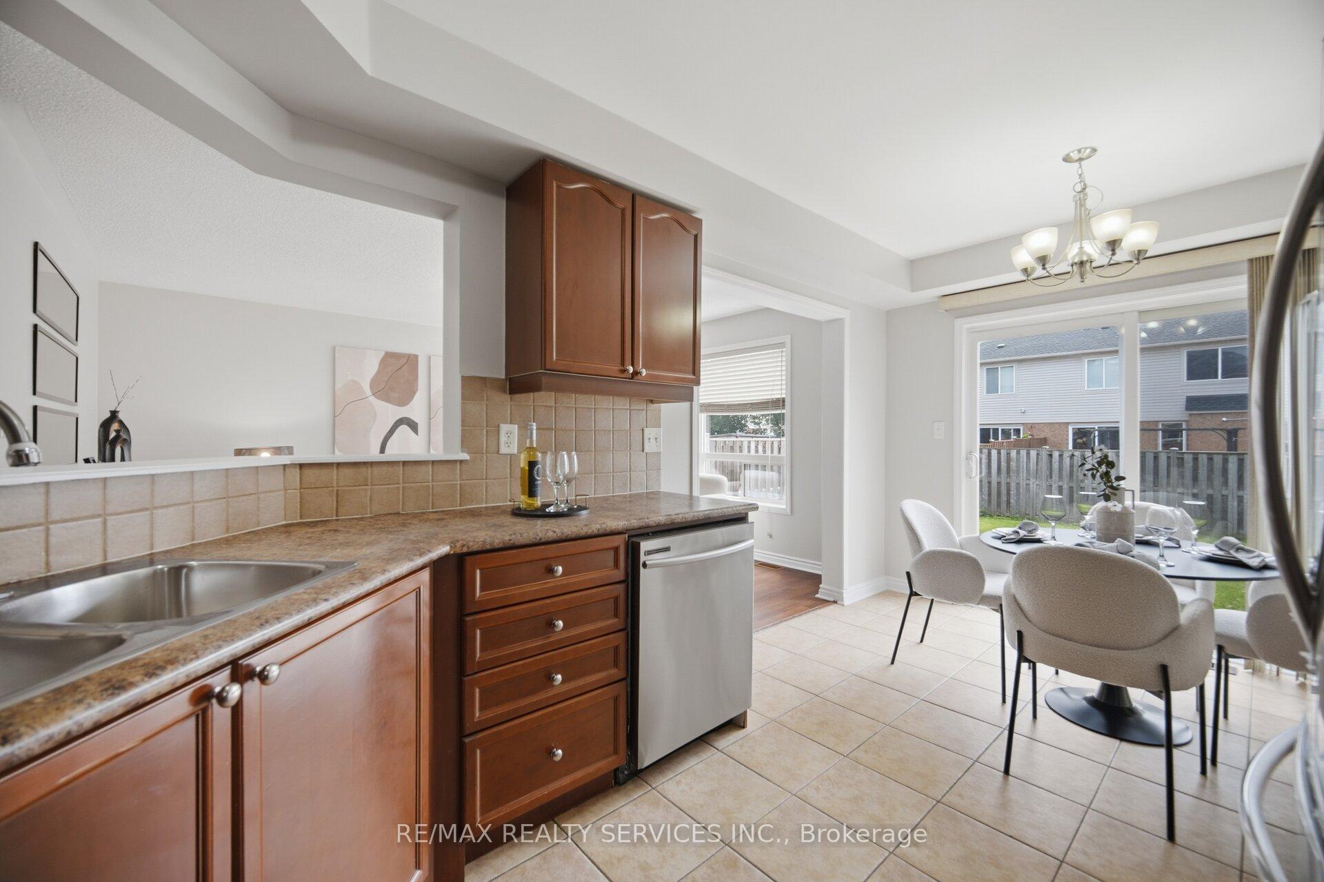 Photo 18 of 9 Ollie Avenue, Brampton, Credit Valley — HOMEH
