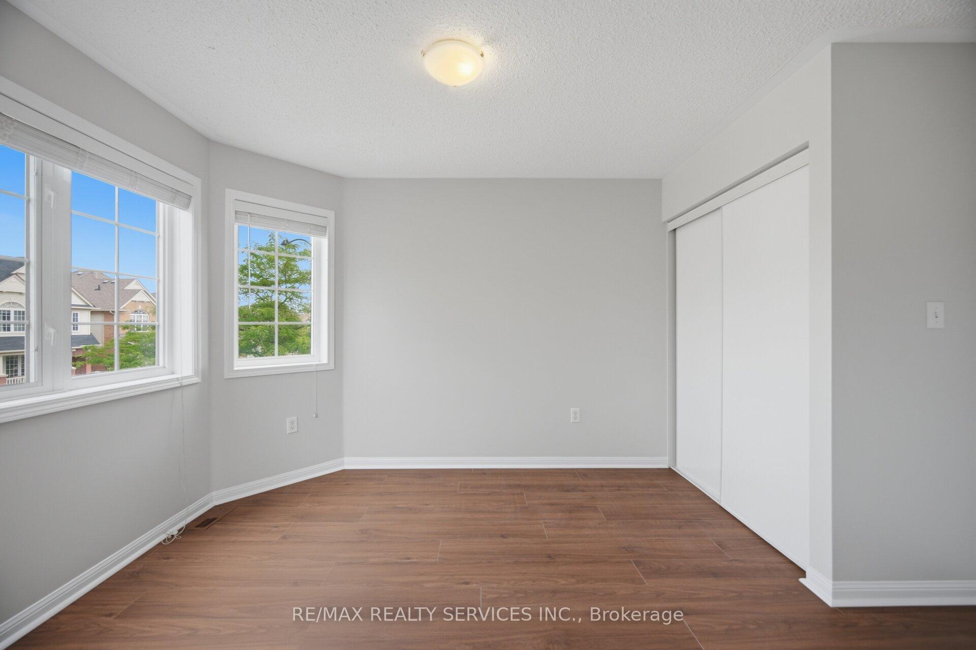Photo 31 of 9 Ollie Avenue, Brampton, Credit Valley — HOMEH