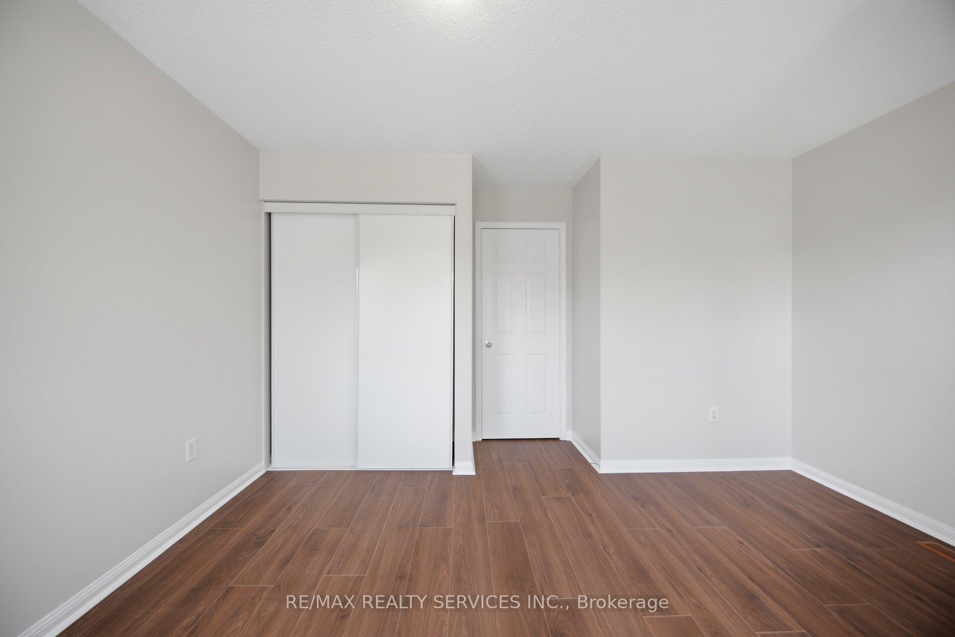 Photo 32 of 9 Ollie Avenue, Brampton, Credit Valley — HOMEH