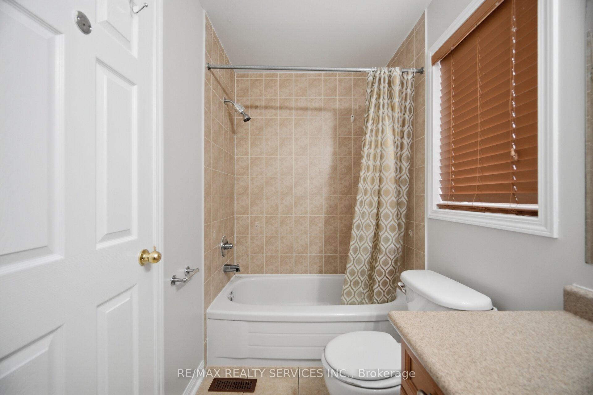 Photo 36 of 9 Ollie Avenue, Brampton, Credit Valley — HOMEH