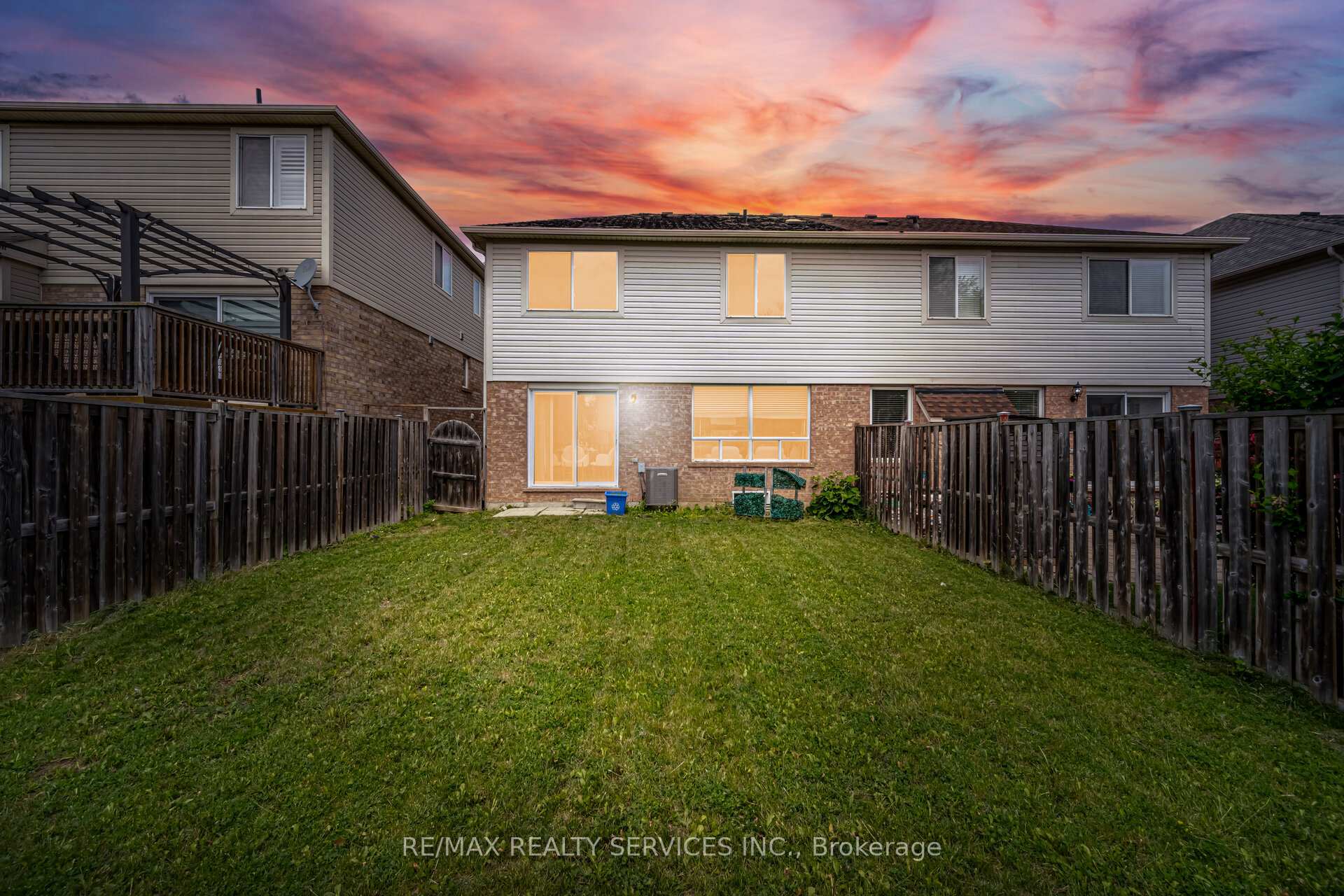 Photo 41 of 9 Ollie Avenue, Brampton, Credit Valley — HOMEH