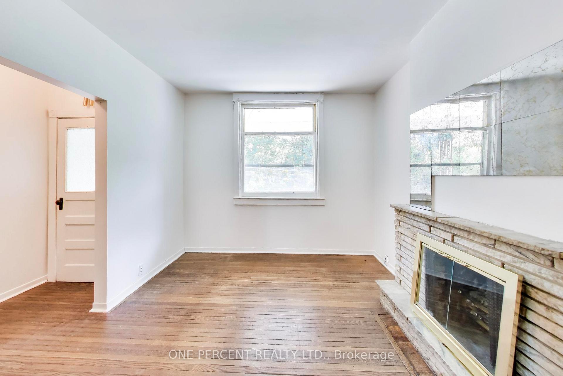 Photo 6 of 150 Beech Avenue, Toronto, The Beaches — HOMEH