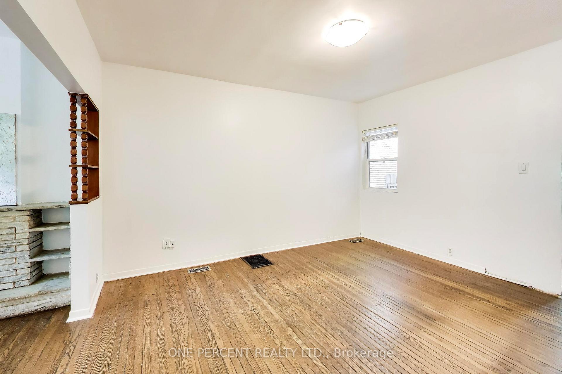 Photo 8 of 150 Beech Avenue, Toronto, The Beaches — HOMEH