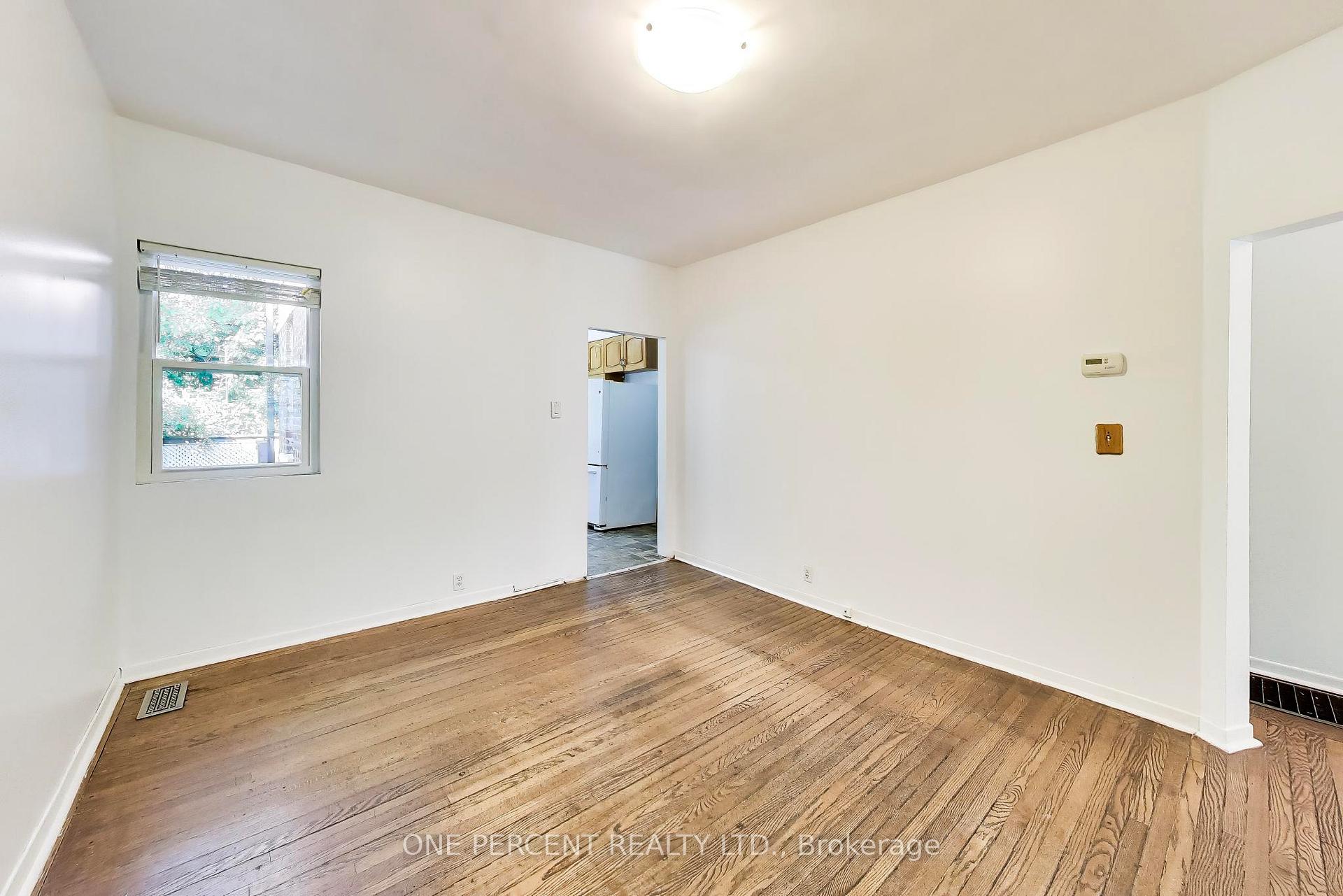 Photo 9 of 150 Beech Avenue, Toronto, The Beaches — HOMEH