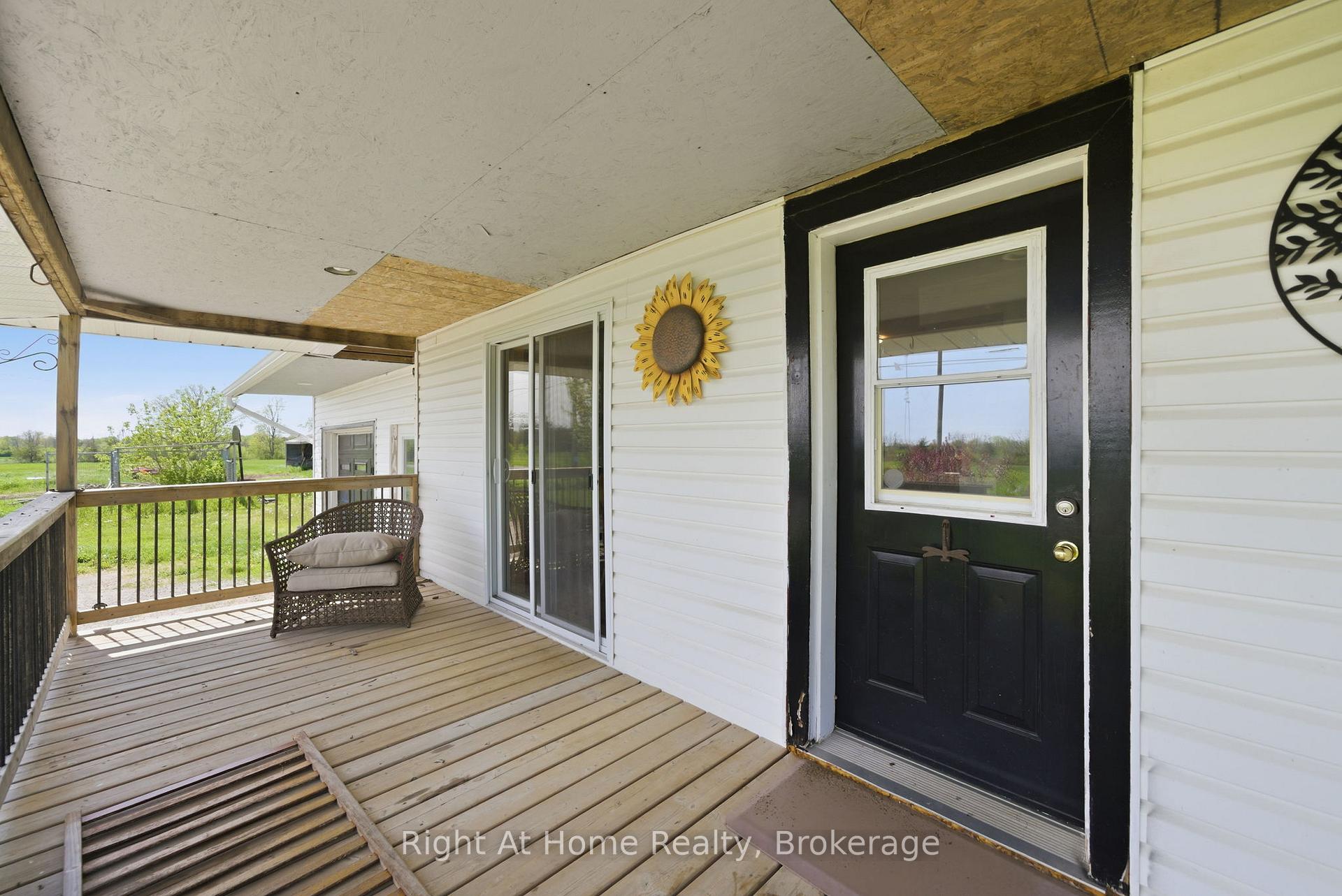 Photo 4 of 660 County Rd 19, Prince Edward County, Ameliasburg Ward — HOMEH