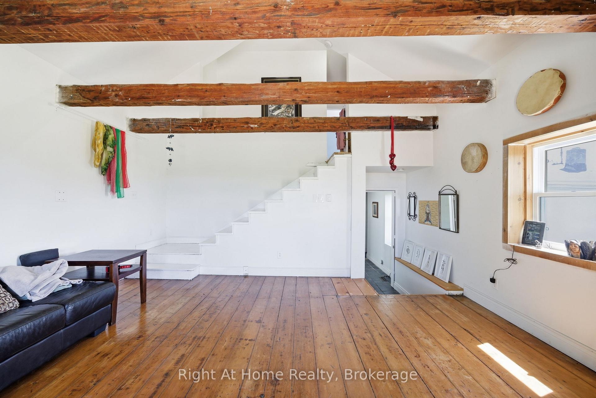 Photo 16 of 660 County Rd 19, Prince Edward County, Ameliasburg Ward — HOMEH