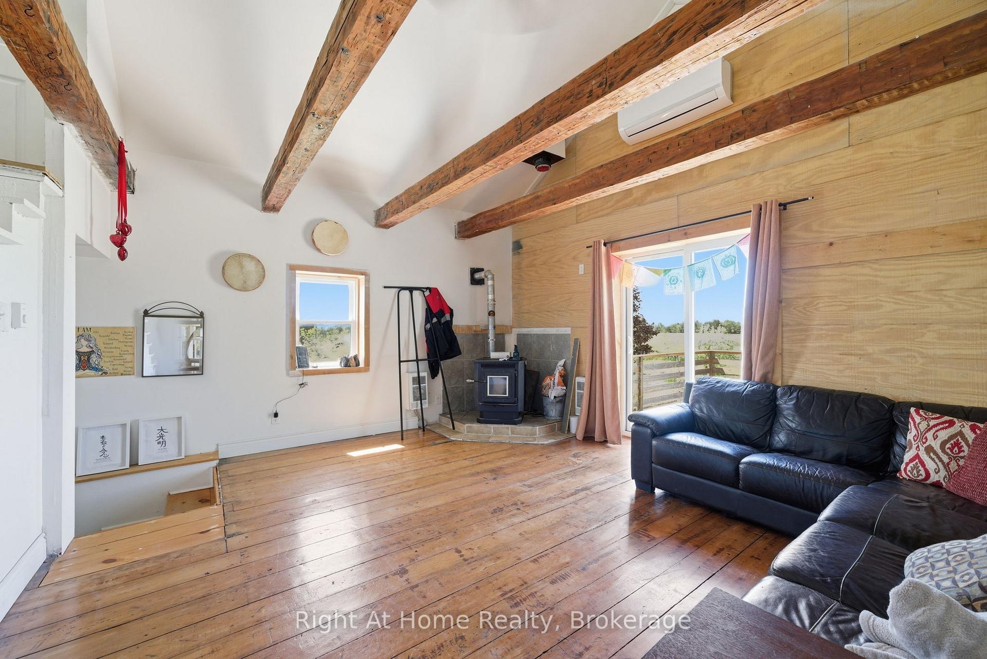 Photo 18 of 660 County Rd 19, Prince Edward County, Ameliasburg Ward — HOMEH