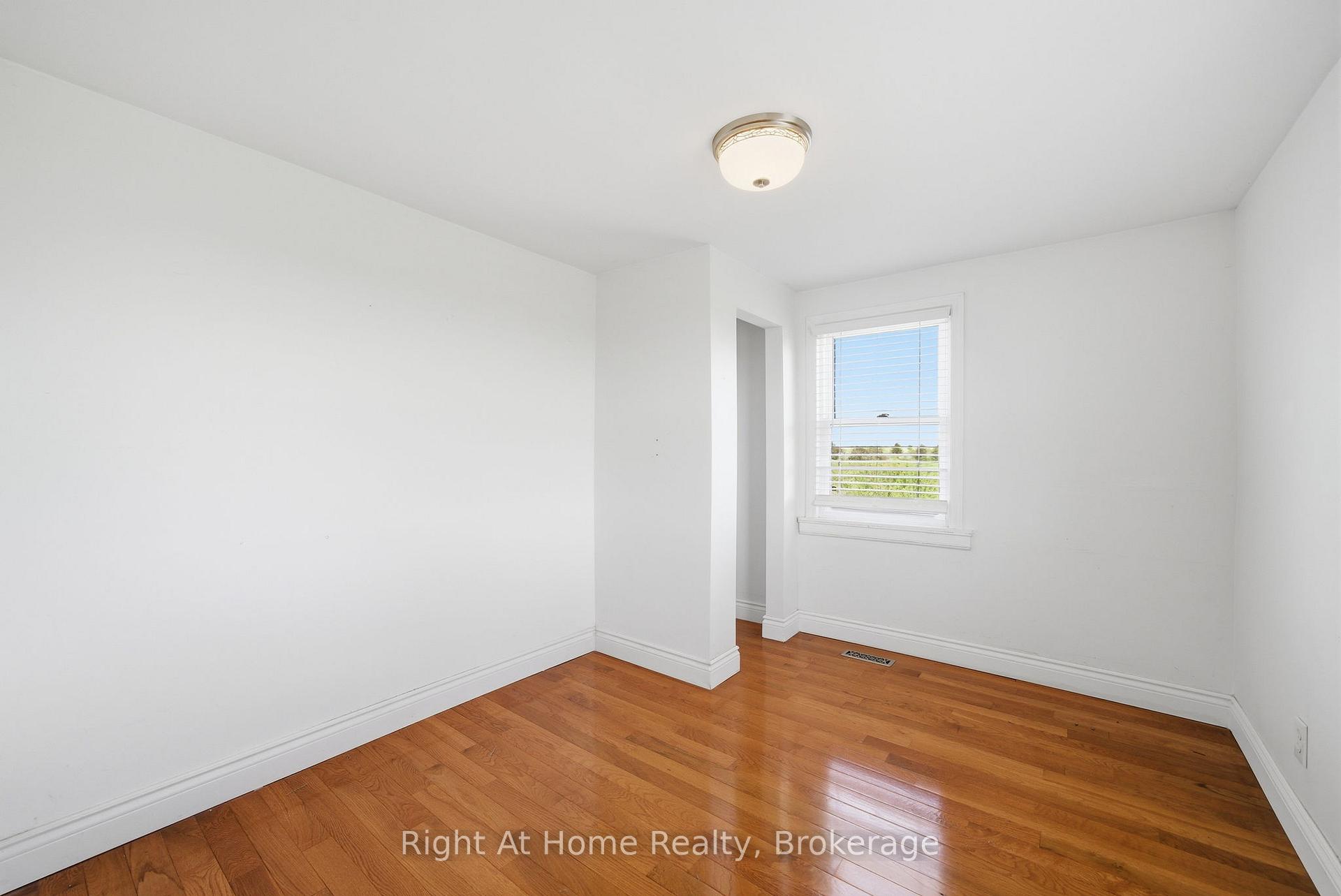 Photo 31 of 660 County Rd 19, Prince Edward County, Ameliasburg Ward — HOMEH