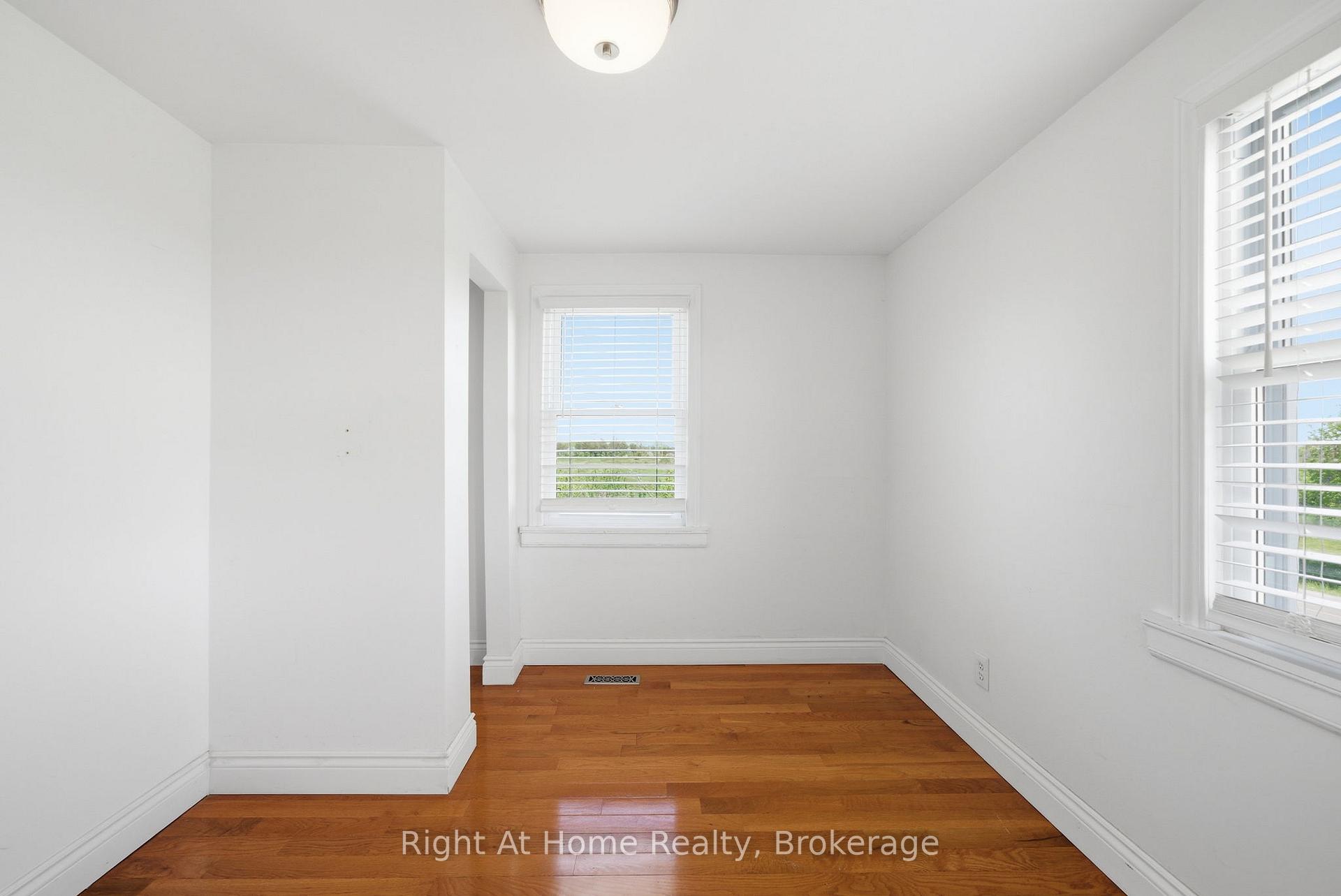 Photo 32 of 660 County Rd 19, Prince Edward County, Ameliasburg Ward — HOMEH