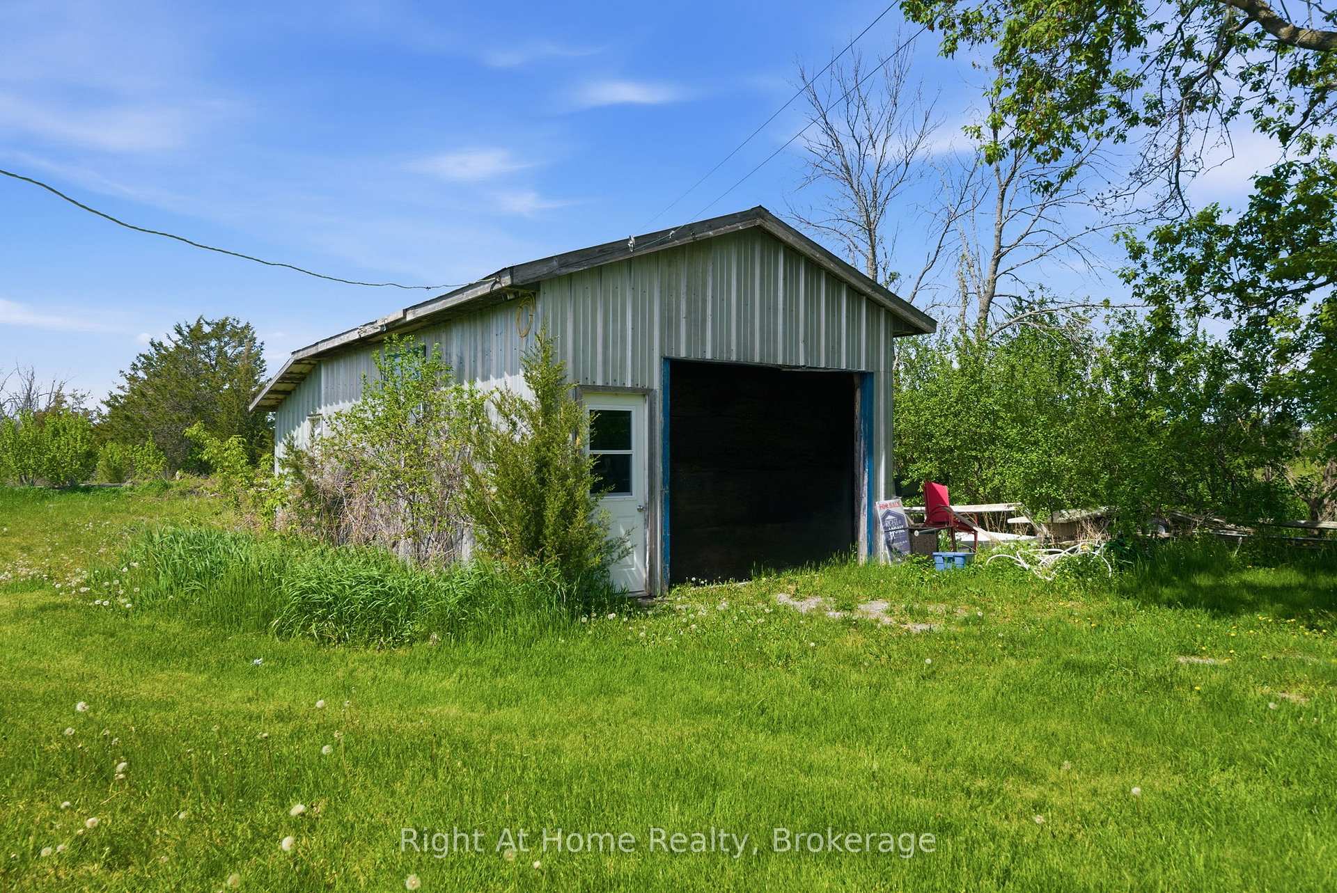 Photo 46 of 660 County Rd 19, Prince Edward County, Ameliasburg Ward — HOMEH