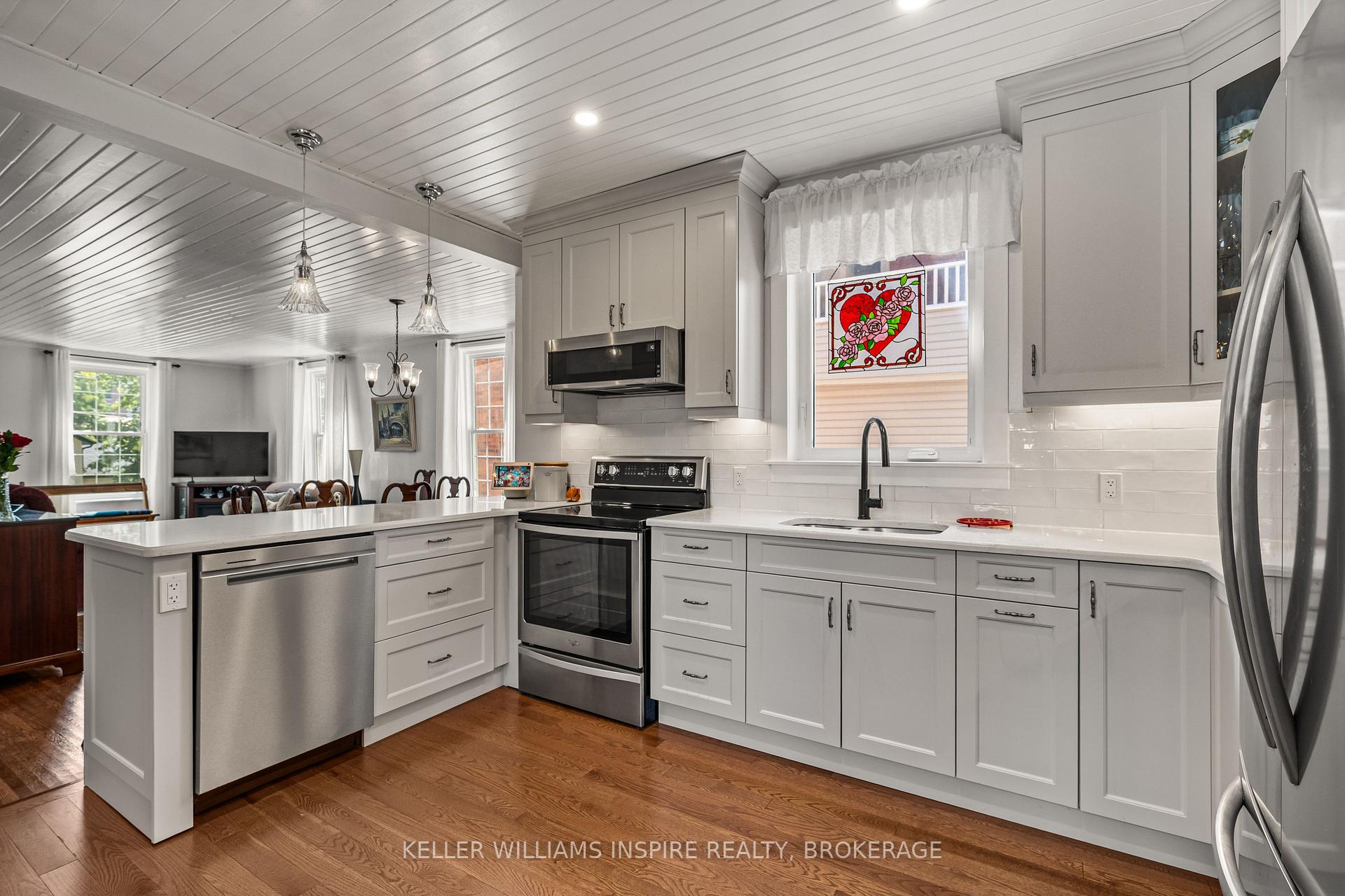 Photo 15 of 124 John Street, Gananoque, Gananoque — HOMEH