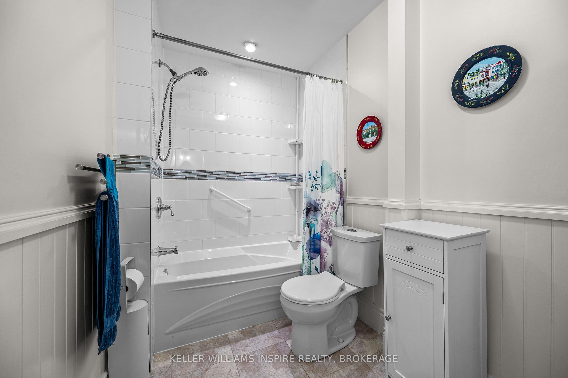 Photo 25 of 124 John Street, Gananoque, Gananoque — HOMEH