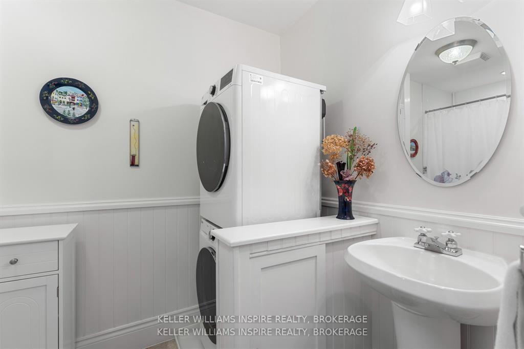 Photo 31 of 124 John Street, Gananoque, Gananoque — HOMEH