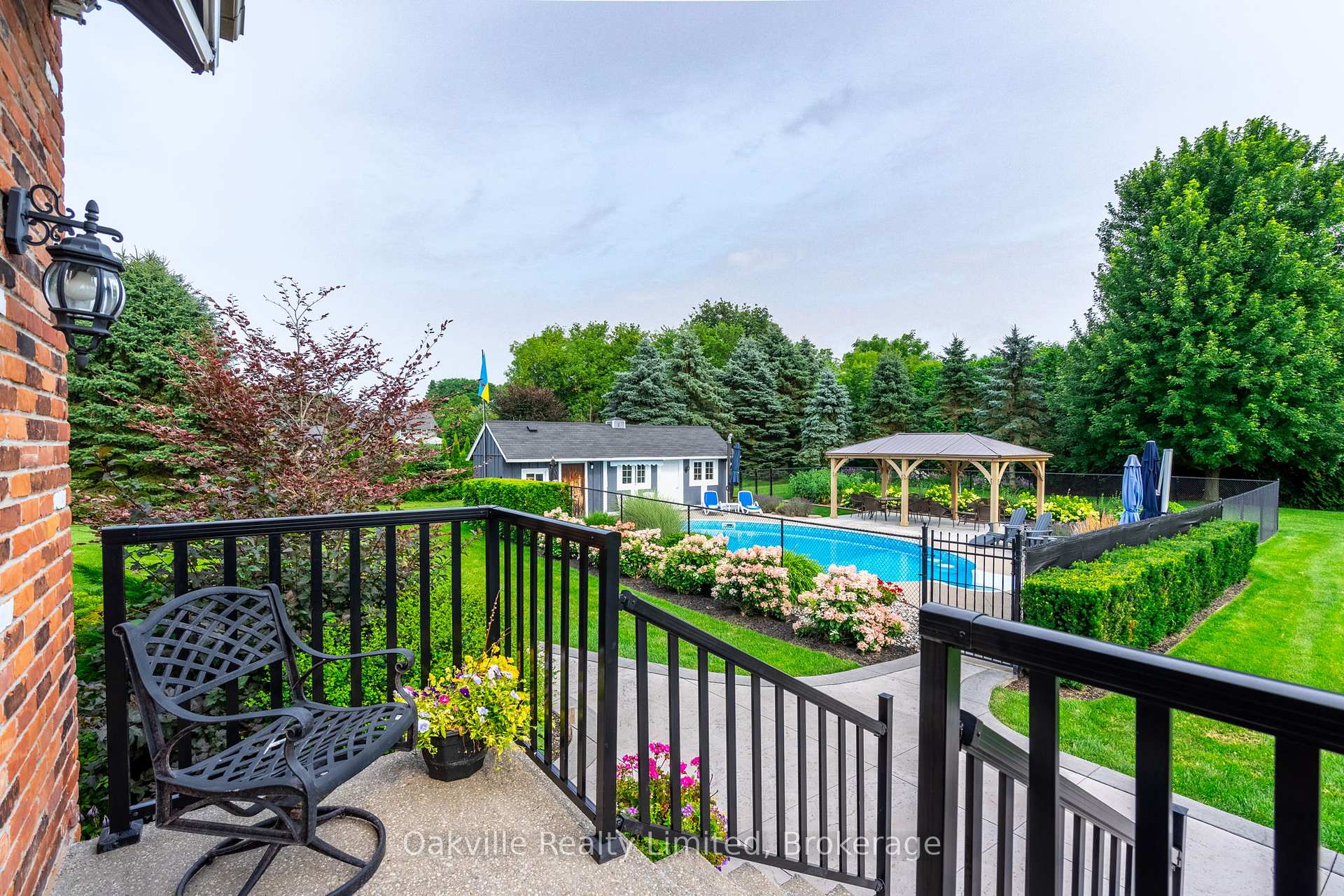 Photo 36 of 45 Gatepost Pl Gatepost Place, Hamilton, Lynden — HOMEH