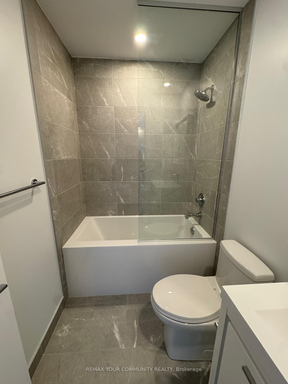 Photo 11 of Unit 1101, 21 Meadowdale Road, Vaughan, Vaughan Corporate Centre — HOMEH