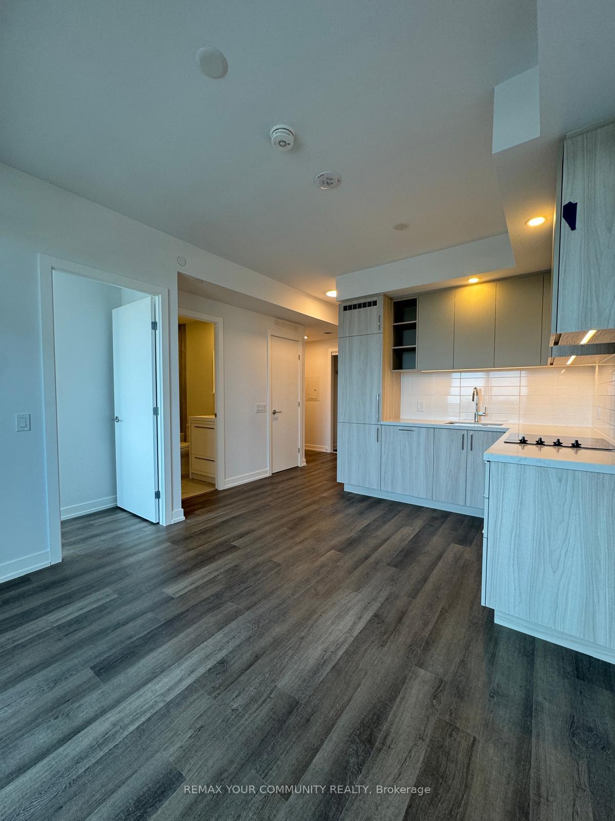 Photo 13 of Unit 1101, 21 Meadowdale Road, Vaughan, Vaughan Corporate Centre — HOMEH