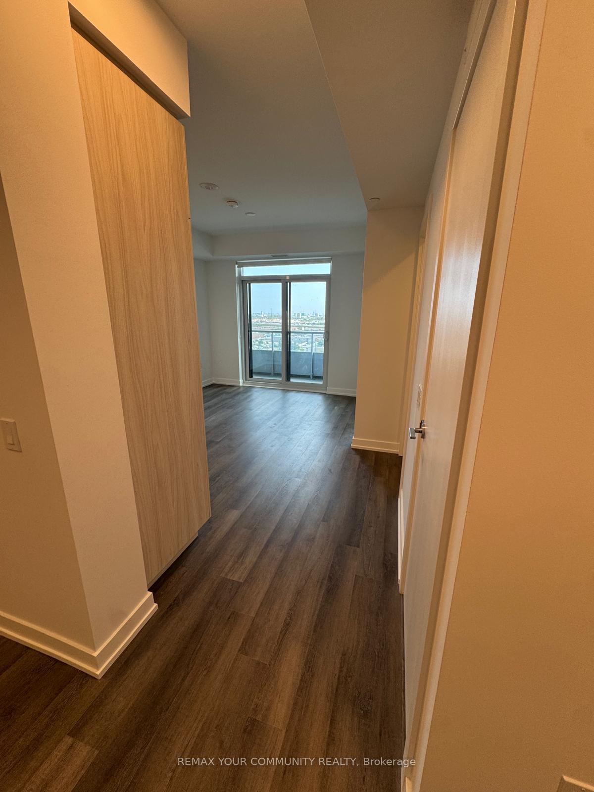 Photo 15 of Unit 1101, 21 Meadowdale Road, Vaughan, Vaughan Corporate Centre — HOMEH